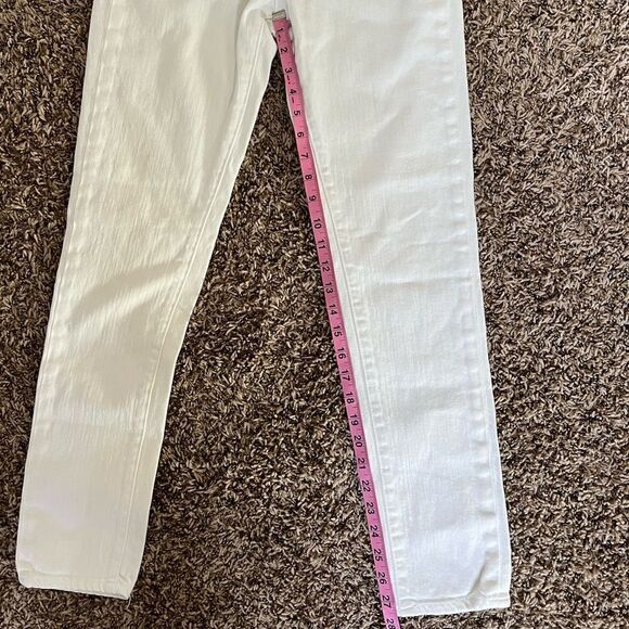 Paige Skyline Ankle White Jeans - Picture 11 of 13